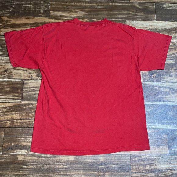 Vintage Wisconsin Badgers Shirt Mens L Red University Football Team Spellout Tee - Picture 8 of 9